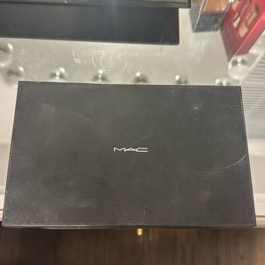 Mac cosmetic pro palette